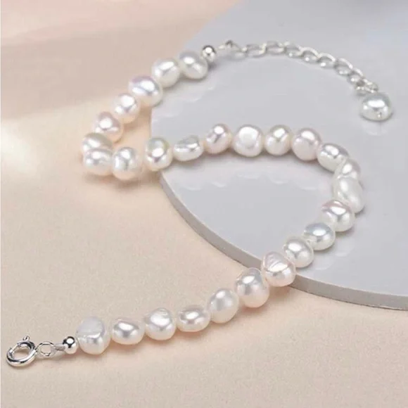 Freshwater Pearl Bracelet - Picture 2 of 8